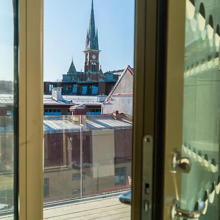 Lägenhet Floor With Rooftop, 1br In Great Location