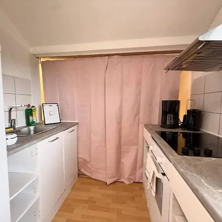 Workers - 2 Bedroom - Free Parking - Near Volvo * Göteborg