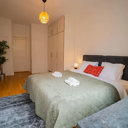 Large 2br - Scandinavian Design - Balcony *