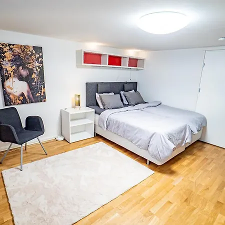 Convenient Duplex In With Privacy & Comfort