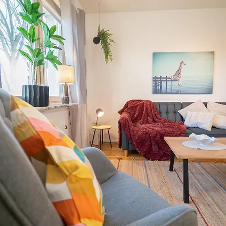 Scandi-boho 1br Calm & Well-connected Location *