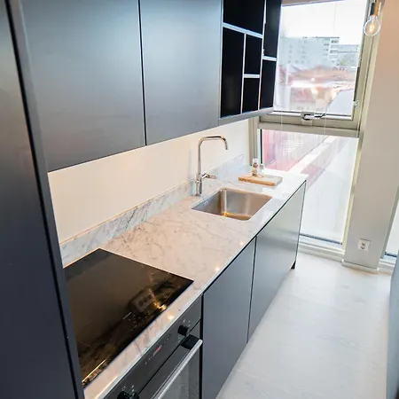 Floor With Rooftop, 1br In Great Location Lägenhet