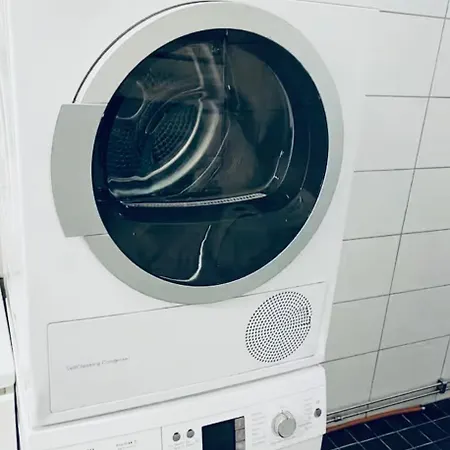 Rymligt Och Haerligt Radhus I Villa Göteborg