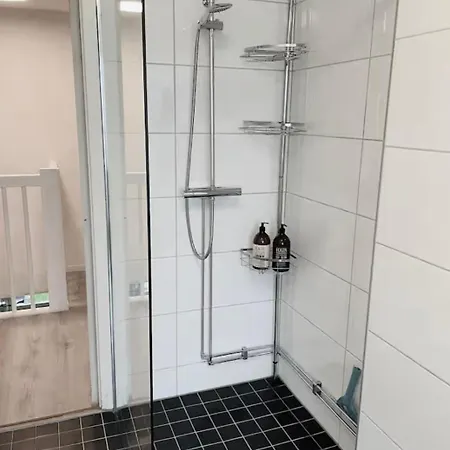 Rymligt Och Haerligt Radhus I Daire