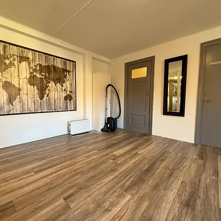 Apartamento Workers Hq • 7br • 16 Beds • Center *