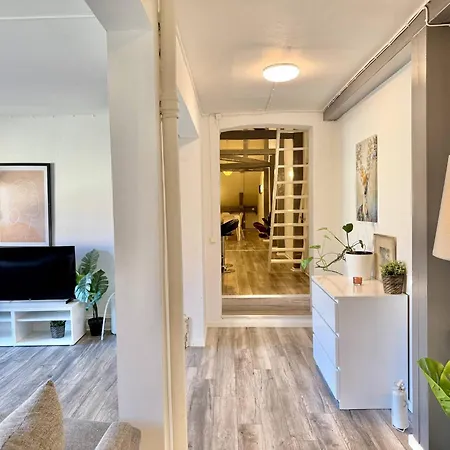 Workers Hq • 7br • 16 Beds • Center Apartamento *