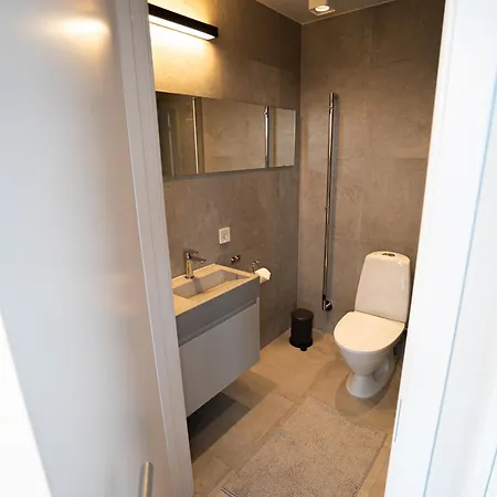 Floor With Rooftop, 1br In Great Location Lägenhet *