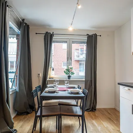 Chic 1br With Balcony In - Prime Location * Göteborg
