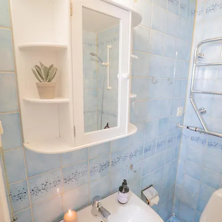 Apartamento Scandi-boho 1br Calm & Well-connected Location Gotemburgo