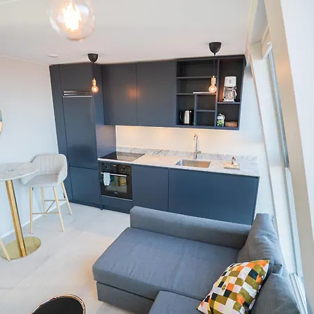 Floor With Rooftop, 1br In Great Location Lägenhet *