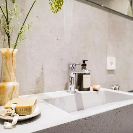 Thoughtfully Fine Designed 1br In Prime Location