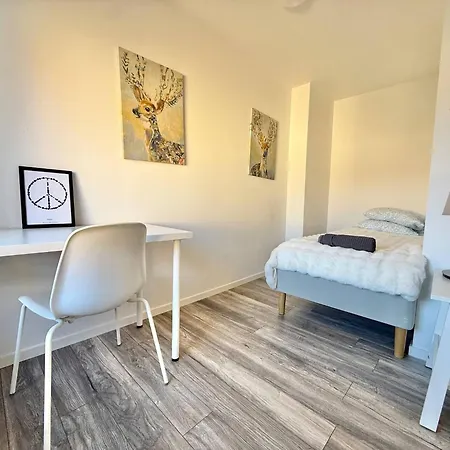 Apartamento Workers Hq • 7br • 16 Beds • Center *
