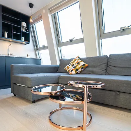 Floor With Rooftop, 1br In Great Location * غوتنبرغ