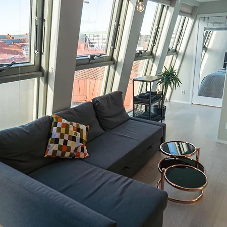 Floor With Rooftop, 1br In Great Location غوتنبرغ