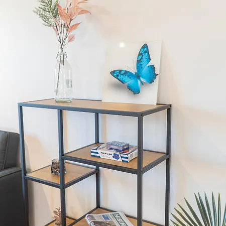 Apartman Scandi-boho 1br Calm & Well-connected Location Göteborg