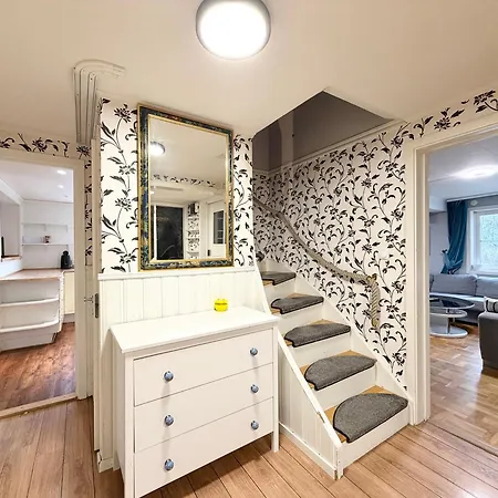 Lejlighed Workers - 8 Beds - Free Parking - Near Volvo *