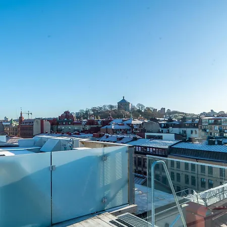 Floor With Rooftop, 1br In Great Location شقة