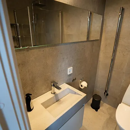Floor With Rooftop, 1br In Great Location Lägenhet Göteborg