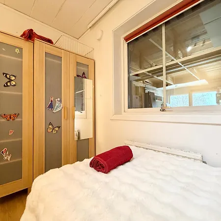 Workers - 8 Beds - Free Parking - Near Volvo