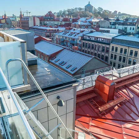 Lägenhet Floor With Rooftop, 1br In Great Location