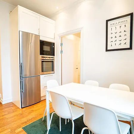 아파트 Grand 3br At Vasaplatsen *