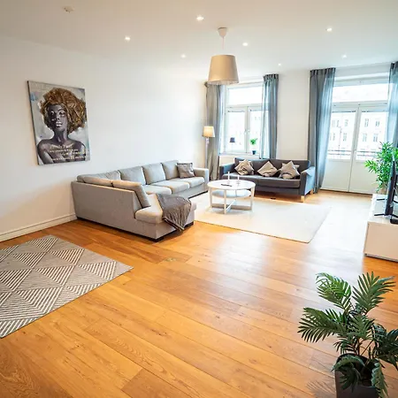 Grand 3br At Vasaplatsen *