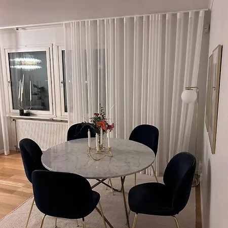 Modern Near & Nature Villa *