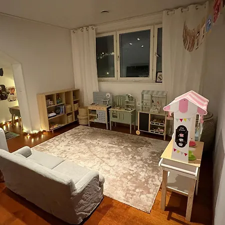 Modern Near & Nature Villa Göteborg