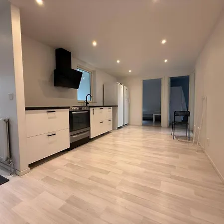 Workers Stay - Temporary Accommodation Gothenburg Vakantiehuis