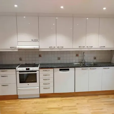 Tatil Evi Workers Stay - Temporary House Gothenburg