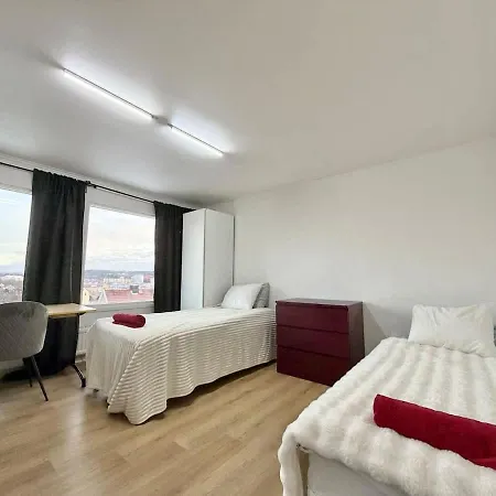 Tatil Evi Workers - Free Parking - 3 Kitchens - Volvo Göteborg