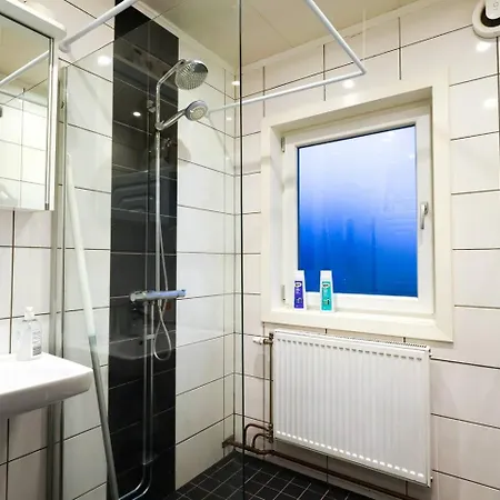 Vakantiehuis Workers Stay - Temporary Accommodation Bergsjoen - Goeteborg