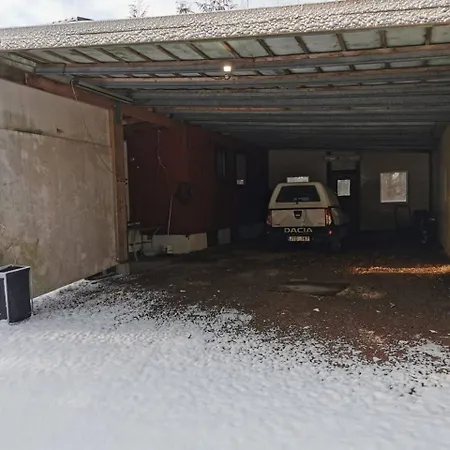 Dom wakacyjny Workers Stay - Construction Worker Housing Hisingen