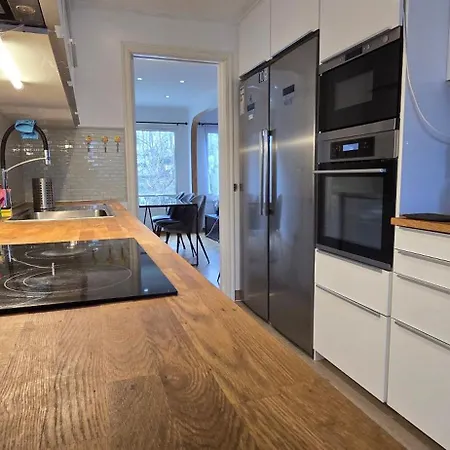 Сasa de vacaciones Big Townhouse 10