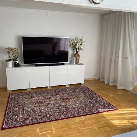Townhouse In A Quiet Area Feriehus