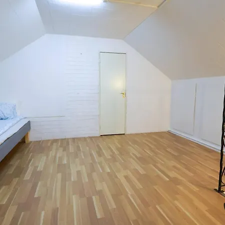 Holiday home Workers Stay - Temporary Accommodation Bergsjoen - Goeteborg *