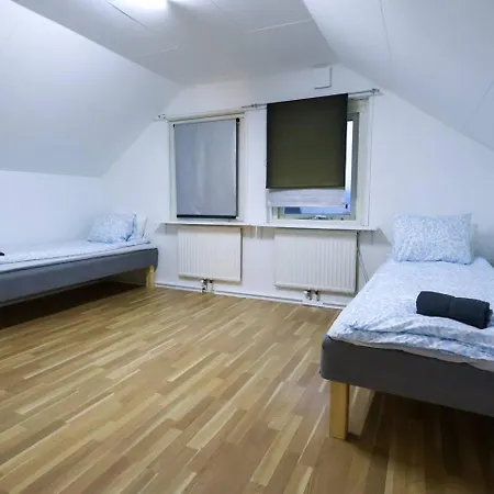 Workers Stay - Temporary Accommodation Bergsjoen - Goeteborg Holiday home