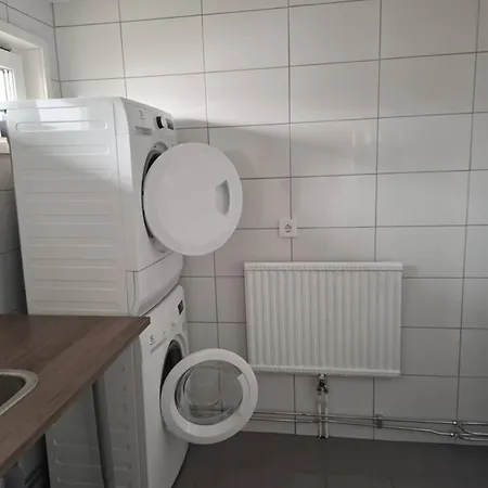 Workers Stay - Construction Worker Housing