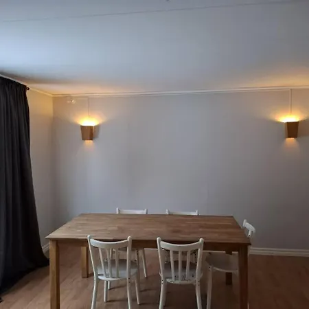 Сasa de vacaciones Workers Stay - Construction Worker Housing *