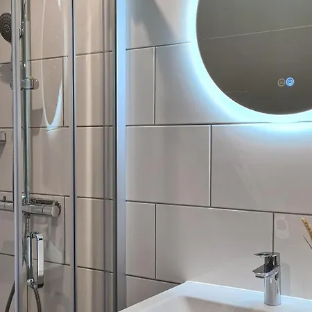 1 Bedroom In Torslanda Nyaraló