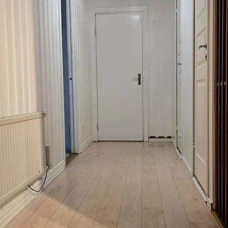 Villa Spacious 7br With Parking For Large Groups