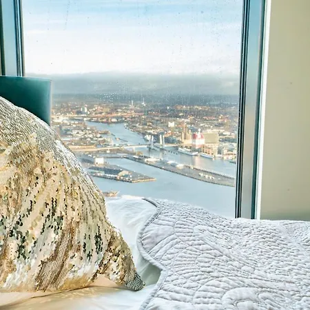 Lejlighed Penthouse 70th Floor Karlatornet *