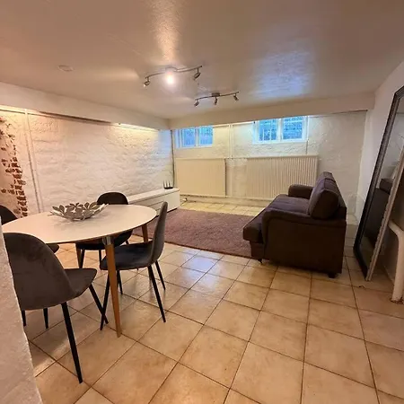 Workers Stay - Housing For Workers Gothenburg City * 예테보리