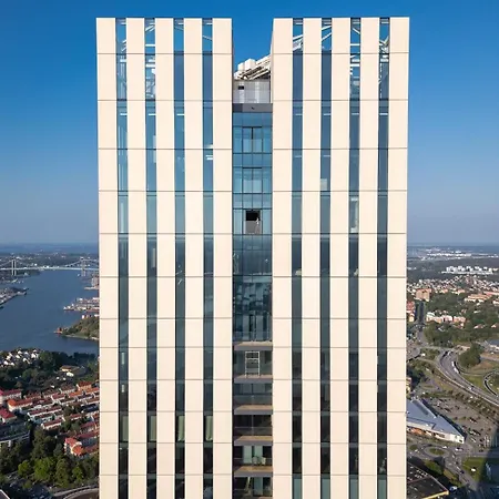 Penthouse 70th Floor Karlatornet