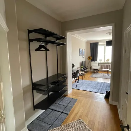 Cozy 1-bedroom That Sleeps 4 People * Gotemburgo