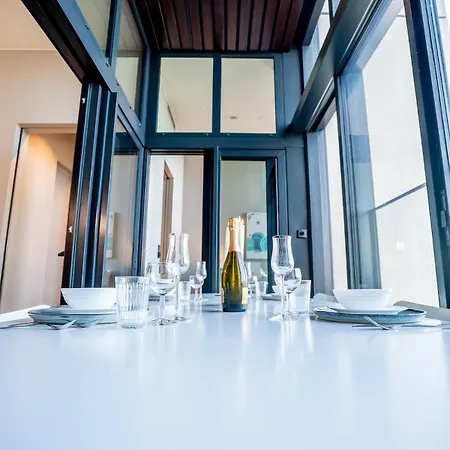 Penthouse 70th Floor Karlatornet Daire