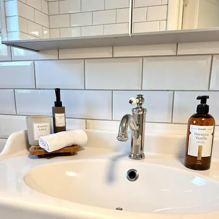 Charmigt Naera Station - 11 Minuter Liseberg * Göteborg