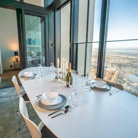 Daire Penthouse 70th Floor Karlatornet