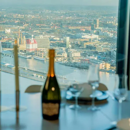 Penthouse 70th Floor Karlatornet Daire Göteborg