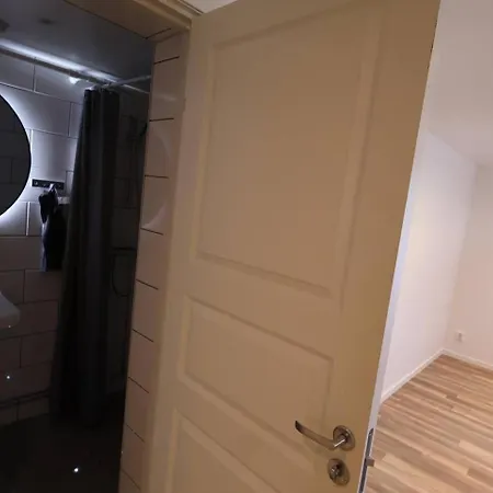 Workers Stay - Construction Worker Housing Goeteborg Daire *